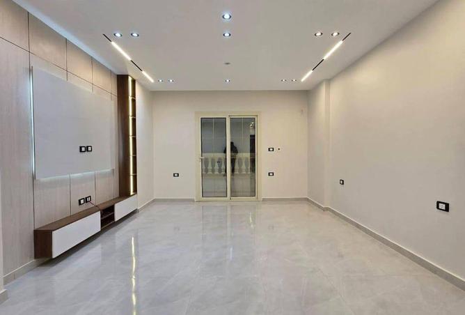 8538376 - Property Main Image