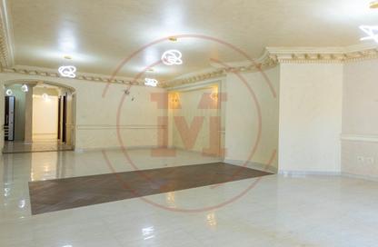 Apartment - 3 Bedrooms - 3 Bathrooms for sale in Abdel Salam Aref St. - Laurent - Hay Sharq - Alexandria Apartment - 3 Bedrooms - 3 Bathrooms for sale in Abdel Salam Aref St. - Laurent - Hay Sharq - Alexandria