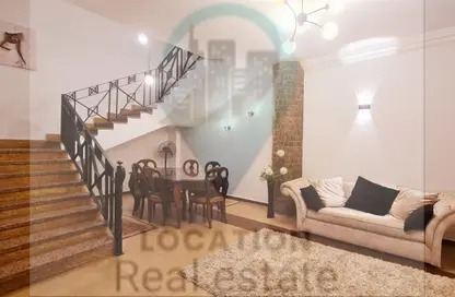 دوبلكس - 3 غرف نوم - 2 حمامات للبيع في الحي السابع - مدينة العبور - القليوبية