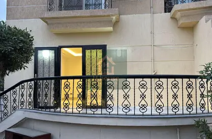 Apartment - 2 Bedrooms - 2 Bathrooms for sale in El Rehab Extension - Al Rehab - New Cairo City - Cairo