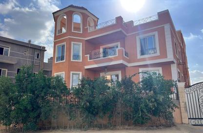 Apartment - 4 Bedrooms - 4 Bathrooms for sale in Al Bostan St. - 9th District - Sheikh Zayed City - Giza