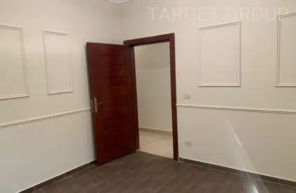 فيلا - 4 غرف نوم - 3 حمامات للايجار في البنفسج 9 - البنفسج - مدينة القاهرة الجديدة - القاهرة