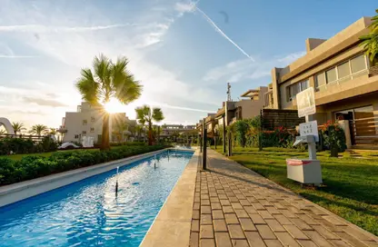 شقة - 3 غرف نوم - 2 حمامات للبيع في جراندا لايف - كمبوندات الشروق - مدينة الشروق - القاهرة