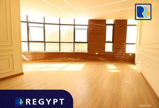 52449189 - صورة العقار 2