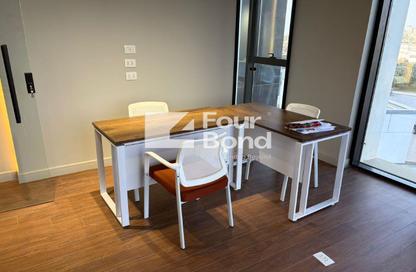 Office Space - Studio - 2 Bathrooms for rent in Hyde Park Business District Mall - South Teseen St. - The 5th Settlement - New Cairo City - Cairo