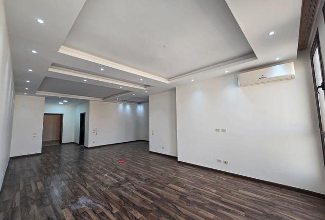 8572375 - Property Image 2