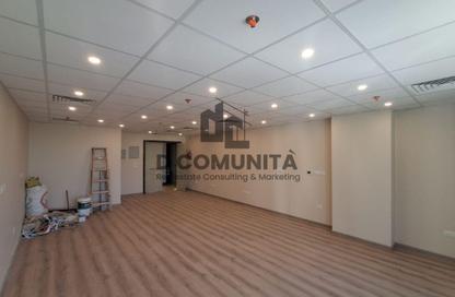 Office Space - 2 Bedrooms - 1 Bathroom for rent in Hyde Park Business District Mall - South Teseen St. - The 5th Settlement - New Cairo City - Cairo