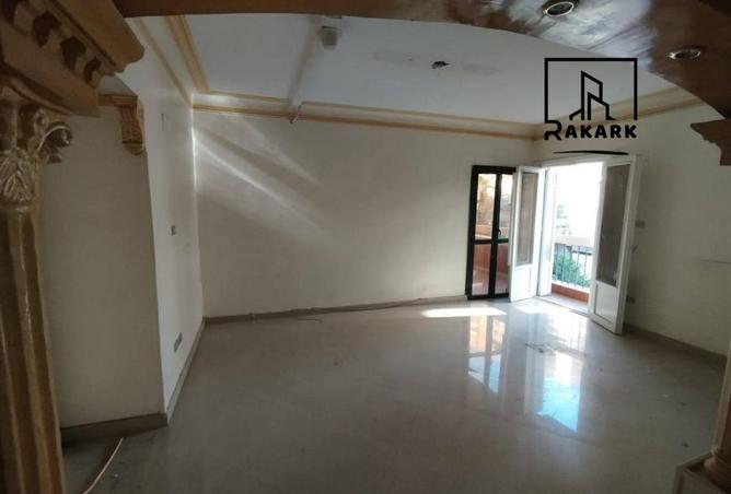 105438200 - Property Image 3
