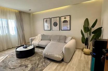 Apartment - 2 Bedrooms - 2 Bathrooms for sale in Garden Residence - Hyde Park - New Cairo City - Cairo