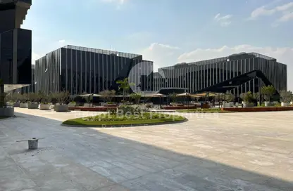 Office Space - 4 Bedrooms - 4 Bathrooms for sale in Mivida - 5th Settlement Compounds - The 5th Settlement - New Cairo City - Cairo