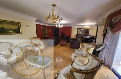 Apartment - 3 Bedrooms - 2 Bathrooms for sale in Sarayat Al Maadi - Hay El Maadi - Cairo