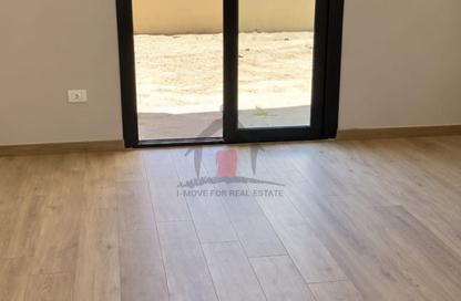 Apartment - 3 - 3 for sale in Village West - Sheikh Zayed Compounds - Sheikh Zayed City - Giza