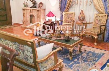 شقة - 3 غرف نوم - 2 حمامات للبيع في سيدي بشر - حي اول المنتزة - الاسكندرية