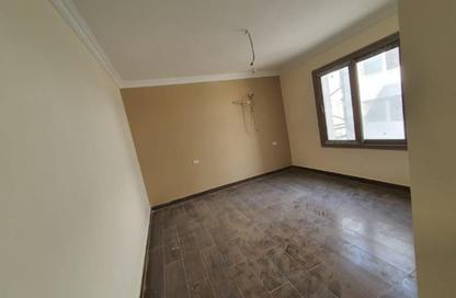 Apartment - 3 - 2 for rent in Galleria Moon Valley - South Investors Area - New Cairo City - Cairo