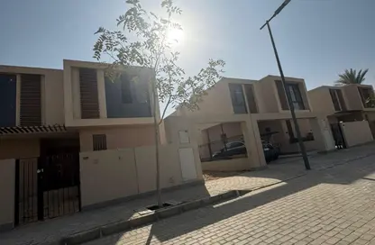 تاون هاوس - 3 غرف نوم - 3 حمامات للبيع في سوديك ايست - الحي السادس - هليوبوليس الجديدة - القاهرة