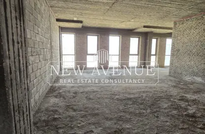 Office Space - Studio - 4 Bathrooms for rent in Mivida - 5th Settlement Compounds - The 5th Settlement - New Cairo City - Cairo