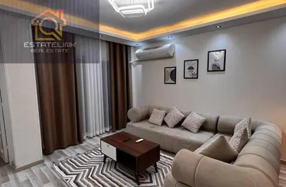 شقة - 2 غرف نوم - 1 حمام للايجار في B11 - مدينتي - القاهرة