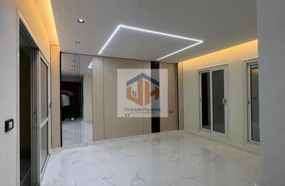 Apartment - 3 Bedrooms - 3 Bathrooms for sale in B1 - Madinaty - Cairo