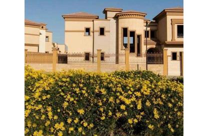 فيلا - 6 غرف نوم - 6 حمامات للبيع في لا ريف - كمبوندات القطامية - القطامية - مدينة القاهرة الجديدة - القاهرة