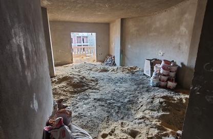 Apartment - 3 Bedrooms - 3 Bathrooms for sale in South Lotus - El Lotus - New Cairo City - Cairo
