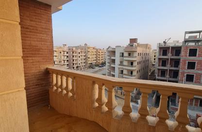 Apartment - 3 Bedrooms - 3 Bathrooms for sale in South Lotus - El Lotus - New Cairo City - Cairo