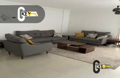 شقة - 3 غرف نوم - 2 حمامات للايجار في B10 - مدينتي - القاهرة