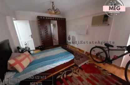Apartment - 2 Bedrooms - 2 Bathrooms for sale in Street 233 - Degla - Hay El Maadi - Cairo