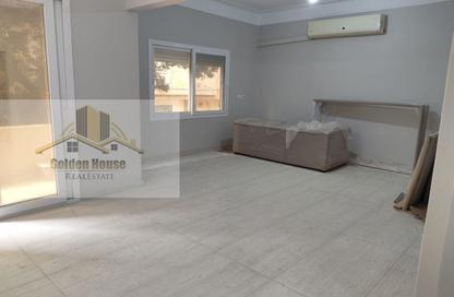 Apartment - 2 - 3 for sale in Mohamed Mazhar St. - Zamalek - Cairo Apartment - 2 - 3 for sale in Mohamed Mazhar St. - Zamalek - Cairo