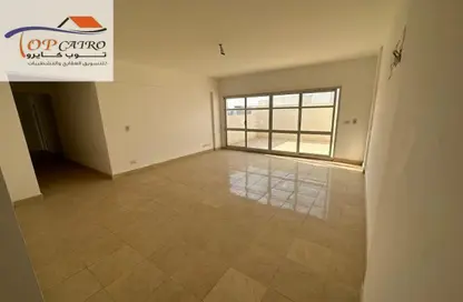 شقة - 3 غرف نوم - 3 حمامات للبيع في B8 - مدينتي - القاهرة