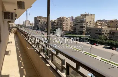 شقة - 6 غرف نوم - 3 حمامات للبيع في شارع الميرغني - ارض الجولف - مصر الجديدة - القاهرة شقة - 6 غرف نوم - 3 حمامات للبيع في شارع الميرغني - ارض الجولف - مصر الجديدة - القاهرة