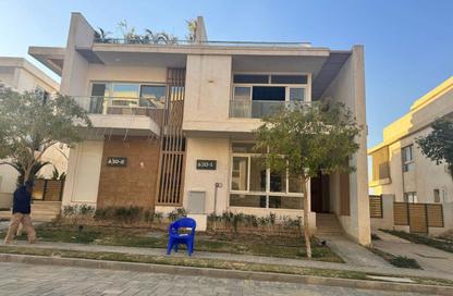 Townhouse - 4 Bedrooms - 3 Bathrooms for sale in Mountain View iCity - 5th Settlement Compounds - The 5th Settlement - New Cairo City - Cairo