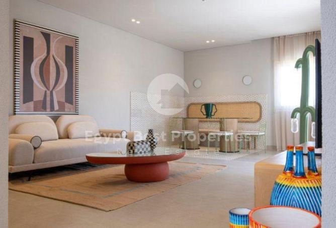 100929425 - Property Image 3