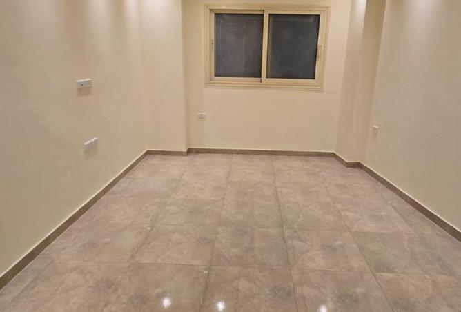 62403305 - Property Main Image