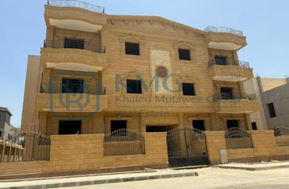 Apartment - 4 Bedrooms - 3 Bathrooms for sale in West Golf Extension - El Katameya Compounds - El Katameya - New Cairo City - Cairo