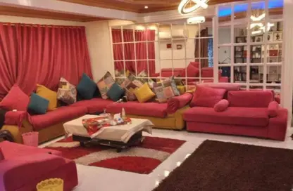 شقة - 3 غرف نوم - 2 حمامات للايجار في شارع الجزائر - امتداد المعادي الجديدة - حي المعادي - القاهرة