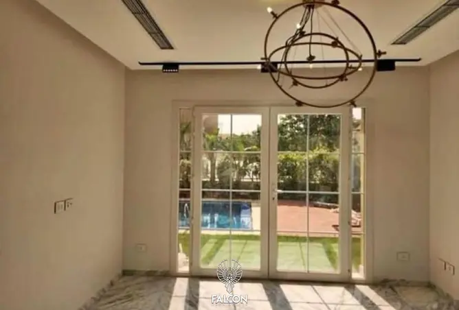 115162909 - Property Image 2