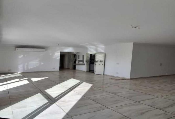 84246737 - Property Main Image