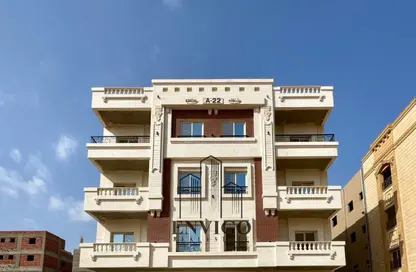 Apartment - 3 Bedrooms - 2 Bathrooms for sale in Bait Alwatan - The 5th Settlement - New Cairo City - Cairo