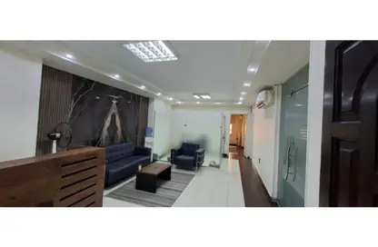 Office Space - Studio - 1 Bathroom for rent in Zahraa El Maadi - Hay El Maadi - Cairo