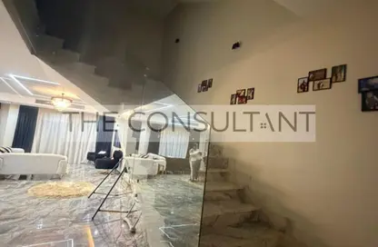 منزل مزدوج - 5 غرف نوم - 4 حمامات للبيع في ايفرجرين - حدائق اكتوبر - مدينة 6 أكتوبر - الجيزة