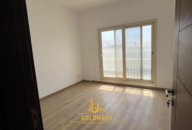 8637935 - Property Image 2