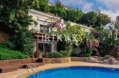 Villa - 5 Bedrooms - 6 Bathrooms for sale in Mountain View 2 - 5th Settlement Compounds - The 5th Settlement - New Cairo City - Cairo