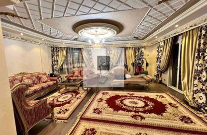 Villa - 5 - 5 for sale in Royal City - Sheikh Zayed Compounds - Sheikh Zayed City - Giza Villa - 5 - 5 for sale in Royal City - Sheikh Zayed Compounds - Sheikh Zayed City - Giza