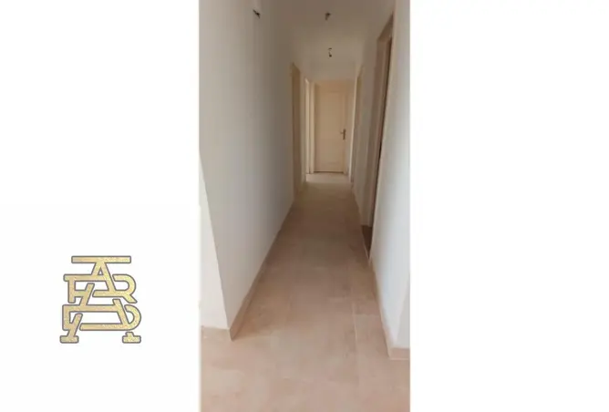 77054651 - Property Image 3