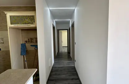 Apartment - 3 Bedrooms - 3 Bathrooms for sale in Hyde Park - New Cairo City - Cairo