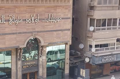 Apartment - 4 Bedrooms - 2 Bathrooms for sale in Dokki - Giza