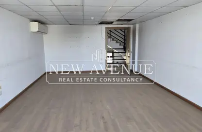 بناية كاملة - استوديو - 1 حمام للايجار في تريفيوم سكوير - شارع التسعين الشمالي - التجمع الخامس - مدينة القاهرة الجديدة - القاهرة