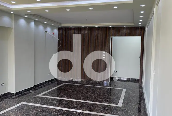 97718247 - Property Image 2