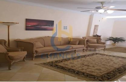 شقة - 3 غرف نوم - 2 حمامات للبيع في شارع علي شعراوي - النرجس 5 - النرجس - مدينة القاهرة الجديدة - القاهرة