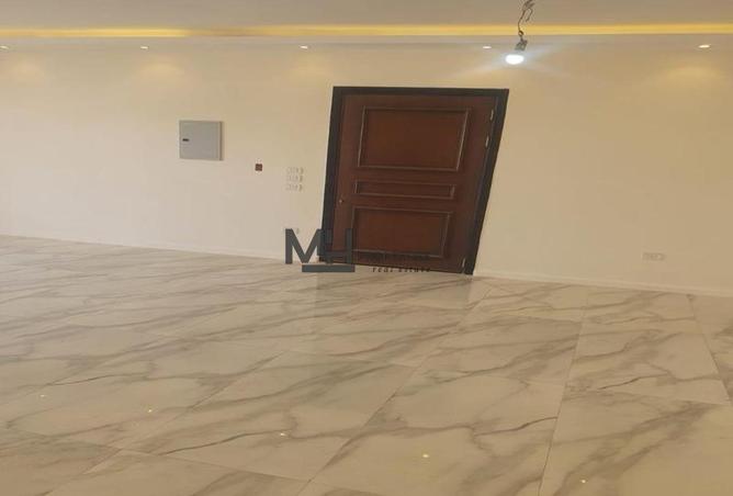 83662302 - صورة العقار 2